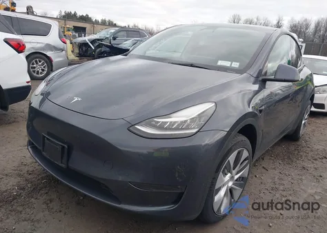 2023 Tesla Model Y Awd/Long Range Dual Motor All-Wheel Drive из США, поврежденный, VIN 7SAYGDEE1PA067194